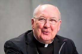 Card. Farrell: 'La Iglesia está llamada a construir vínculos entre generaciones' Card. Farrell: 'La Iglesia está llamada a construir vínculos entre generaciones'