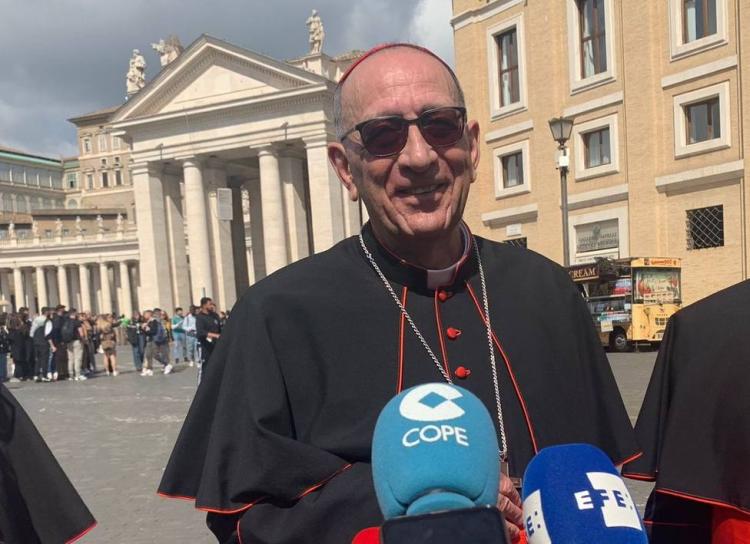 Card. Omella: El Papa sigue muy de cerca los temas de España