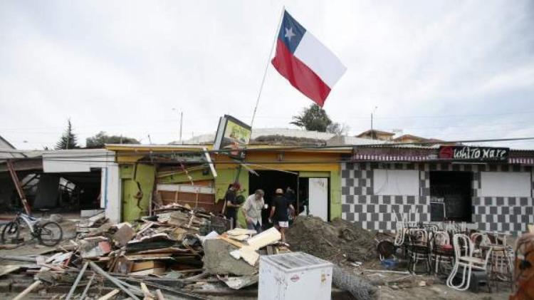 Cáritas Chile instruye como enfrentar un terremoto y prevenir desastres Cáritas Chile instruye como enfrentar un terremoto y prevenir desastres