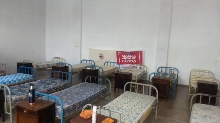 Cáritas Paraná habilitó una sede para alojar personas en situación de calle Cáritas Paraná habilitó una sede para alojar personas en situación de calle