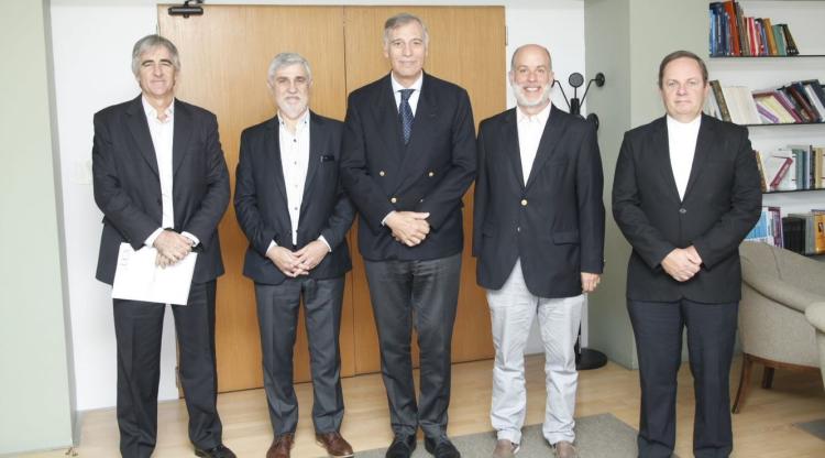 Cáritas y la UCA firmaron un convenio de investigación, formación y comunicación Cáritas y la UCA firmaron un convenio de investigación, formación y comunicación