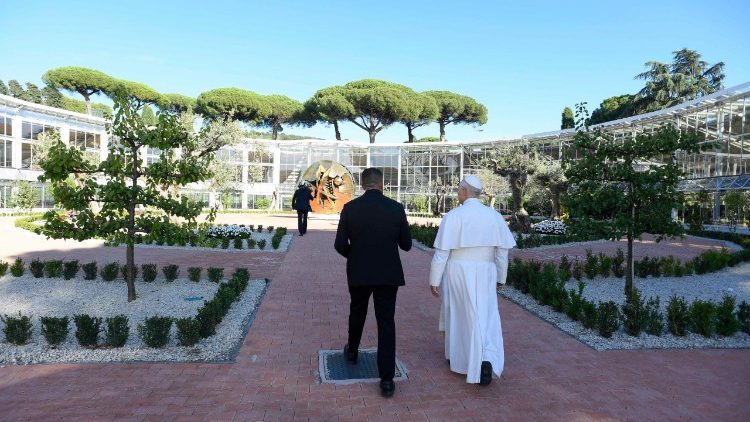 Castel Gandolfo: el Papa inauguró un centro de formación en ecología integral Castel Gandolfo: el Papa inauguró un centro de formación en ecología integral