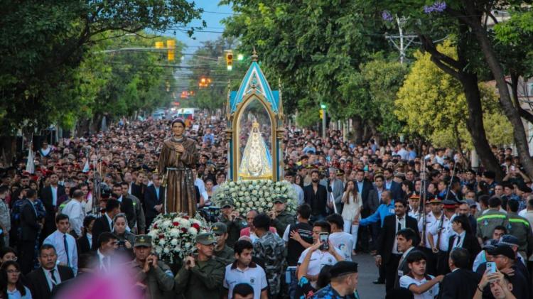 Catamarca: multitudinaria manifestación de fe a la Inmaculada del Valle