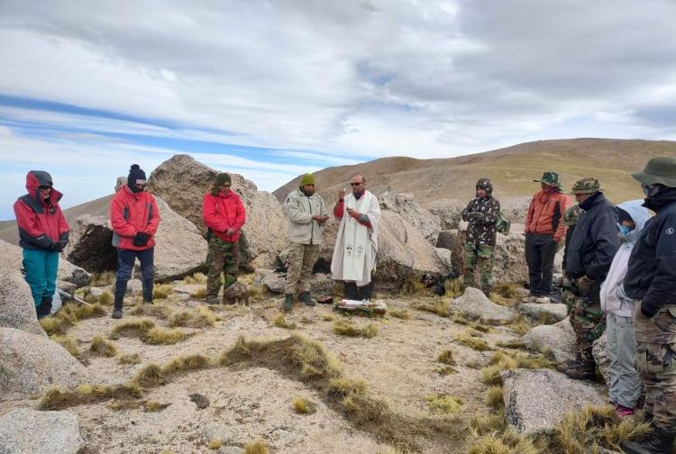 Catamarca: Se realizó una peregrinación mariana a los Nevados del Aconquija
