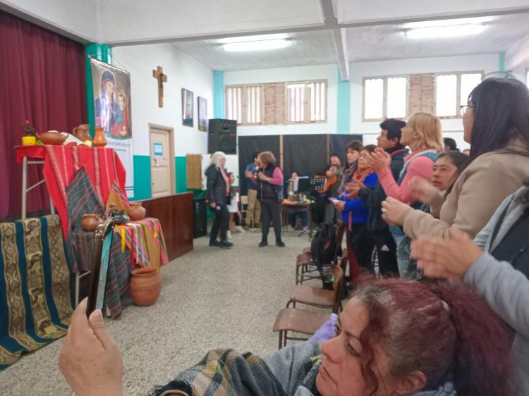 Más de 300 catequistas de Merlo-Moreno participaron de su retiro anual Más de 300 catequistas de Merlo-Moreno participaron de su retiro anual