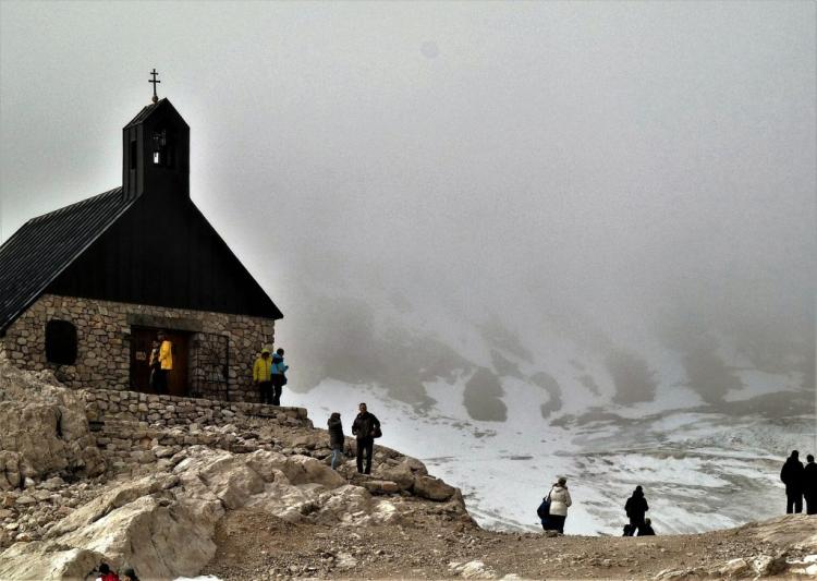 Católicos y luteranos realizarán un 'réquiem ecuménico' para un glaciar moribundo