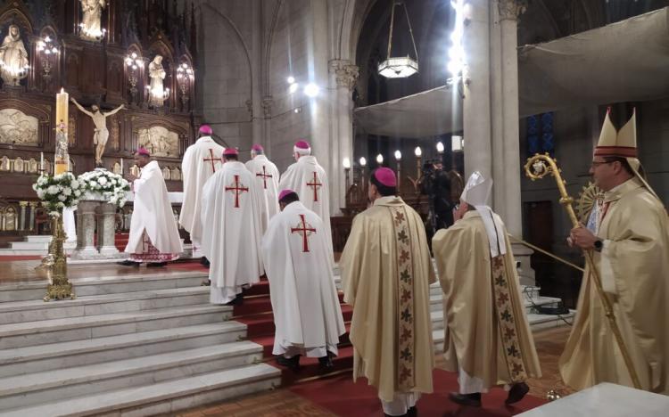 Catorce obispos de todo el mundo, en la apertura de la plenaria de la FEBIC