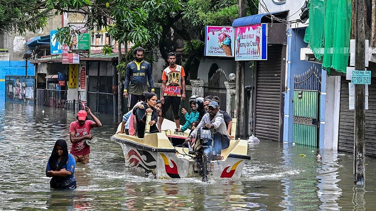 Cercanía y oración del Papa por las víctimas de las inundaciones en el sudeste asiático