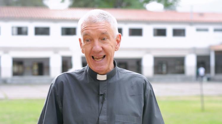 Charla abierta sobre '¿Enseña la Biblia a dialogar con las otras religiones?' Charla abierta sobre '¿Enseña la Biblia a dialogar con las otras religiones?'