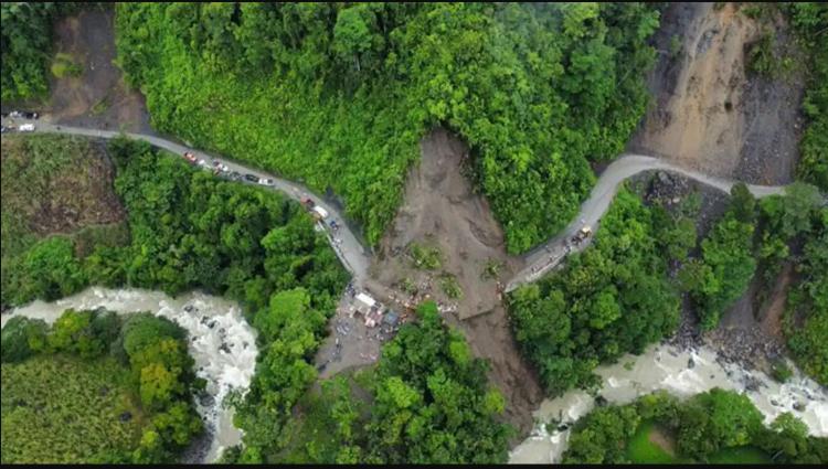 Cercanía de la Iglesia con las víctimas del deslizamiento de tierra en Colombia Cercanía de la Iglesia con las víctimas del deslizamiento de tierra en Colombia