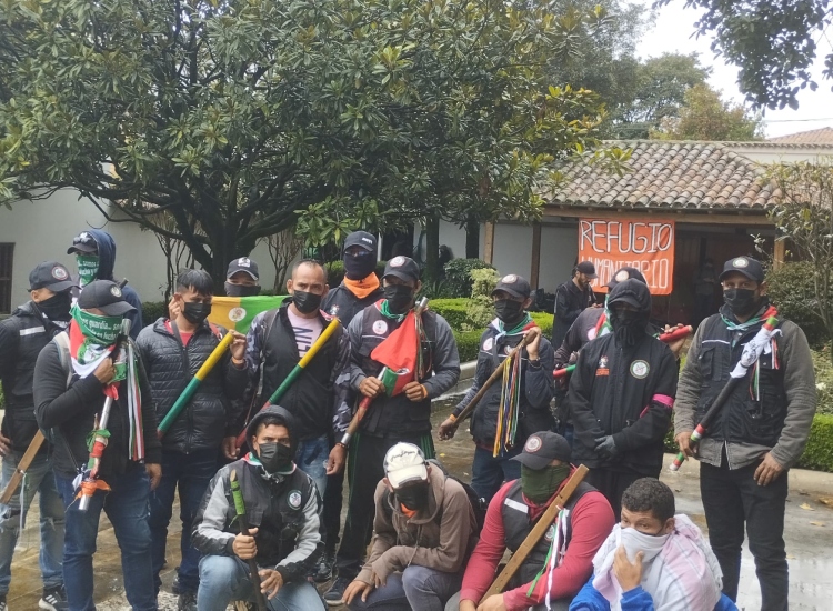 Un grupo de indígenas tomó la sede la nunciatura apostólica en Bogotá Un grupo de indígenas tomó la sede la nunciatura apostólica en Bogotá