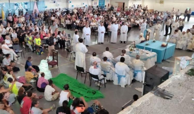 Comodoro Rivadavia celebró un nuevo aniversario diocesano Comodoro Rivadavia celebró un nuevo aniversario diocesano