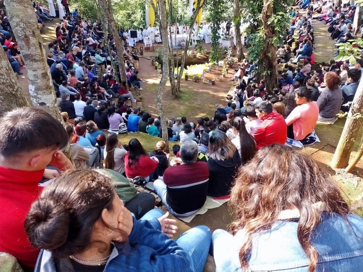Con la presencia del nuncio, Puerto Iguazú celebró a la Virgen Con la presencia del nuncio, Puerto Iguazú celebró a la Virgen