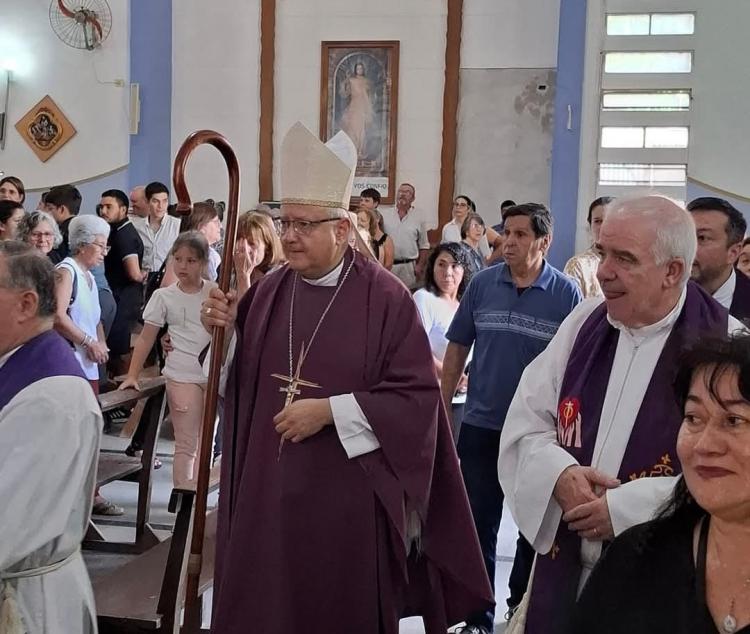 Concordia: encuentro de las familias del movimiento Hogares Nuevos Concordia: encuentro de las familias del movimiento Hogares Nuevos