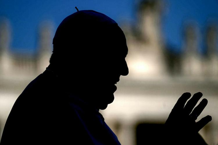 El Papa murió a causa de un derrame cerebral y colapso cardiocirculatorio El Papa murió a causa de un derrame cerebral y colapso cardiocirculatorio