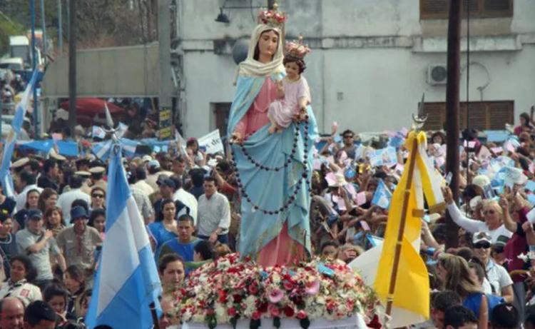 Conmemoran los 40 años del primer acontecimiento mariano en San Nicolás Conmemoran los 40 años del primer acontecimiento mariano en San Nicolás