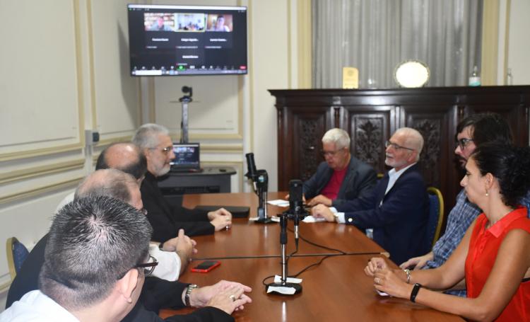 Conversatorio en la sede del Episcopado sobre el proceso sinodal de la Iglesia