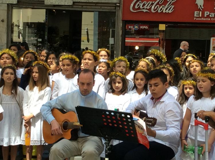 Coros navideños de niños recorrerán los barrios de la Ciudad Coros navideños de niños recorrerán los barrios de la Ciudad