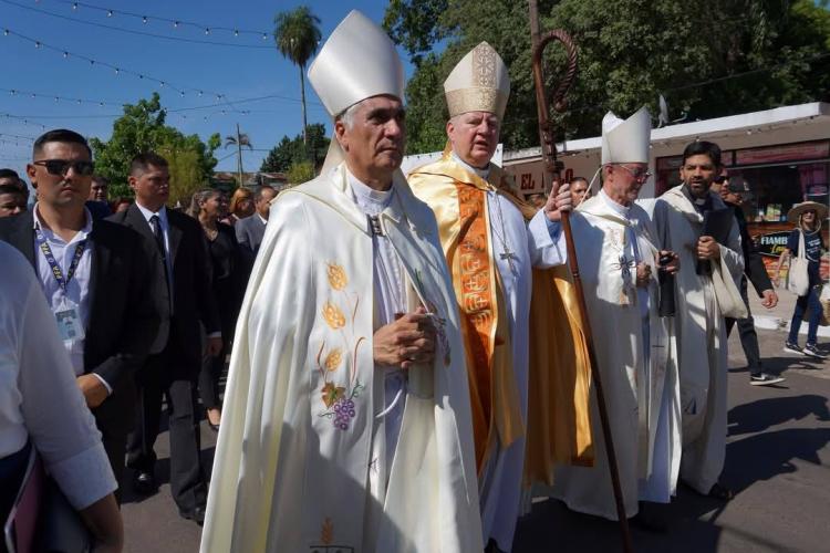 Corrientes: el Nuncio presidió la apertura del Año Pastoral Arquidiocesano en Itatí Corrientes: el Nuncio presidió la apertura del Año Pastoral Arquidiocesano en Itatí