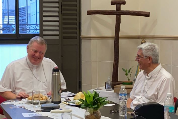 Corrientes: visita del Nuncio y la imposición del palio a Mons. Larregain Corrientes: visita del Nuncio y la imposición del palio a Mons. Larregain