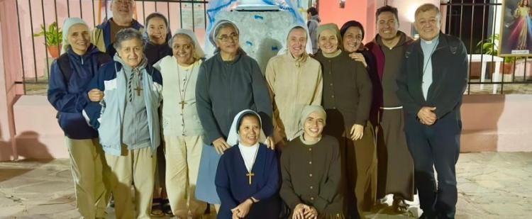 Cruz del Eje: encuentro y misión de la vida consagrada en Villa de Pocho Cruz del Eje: encuentro y misión de la vida consagrada en Villa de Pocho