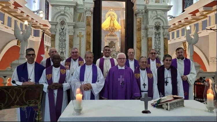 Cuba: La Iglesia advierte de una mayor crisis social y se ofrece como mediadora