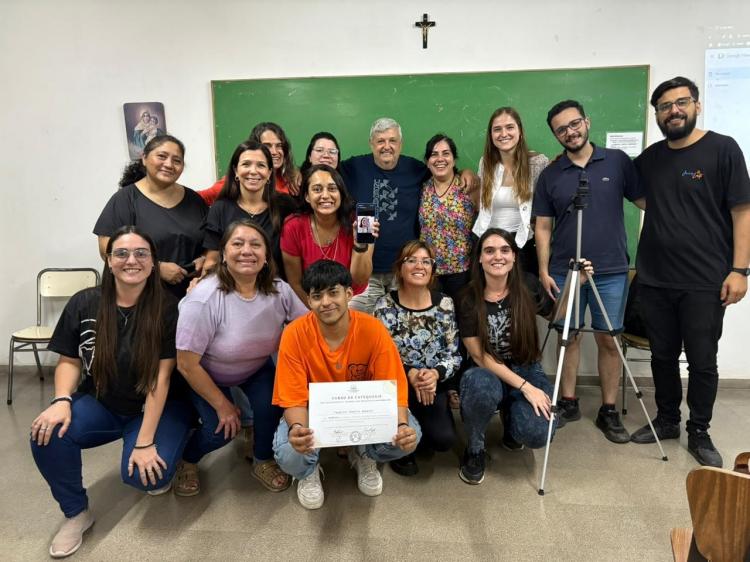 Culminó una nueva especialización en catequesis de adolescentes y jóvenes Culminó una nueva especialización en catequesis de adolescentes y jóvenes