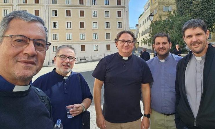 Dos sacerdotes argentinos cuentan su experiencia en el encuentro sinodal de párrocos Dos sacerdotes argentinos cuentan su experiencia en el encuentro sinodal de párrocos