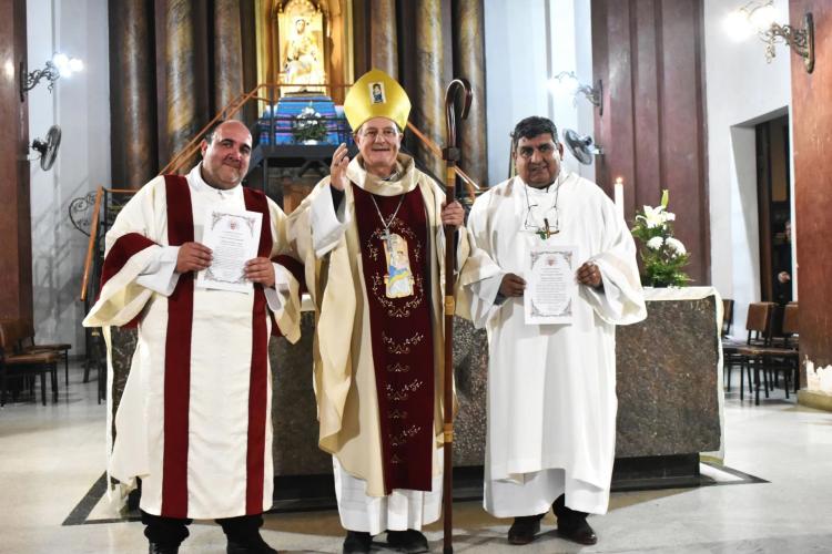 Diócesis de Lomas de Zamora: fueron ordenados dos diáconos permanentes Diócesis de Lomas de Zamora: fueron ordenados dos diáconos permanentes
