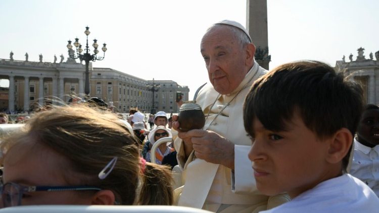 Educar es evangelizar: el Papa propone el ejemplo de la santa Mary Mackillop