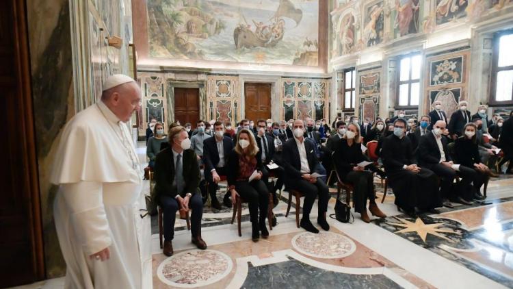 El Bien Común siempre es la prioridad, recordó el Papa a empresarios franceses