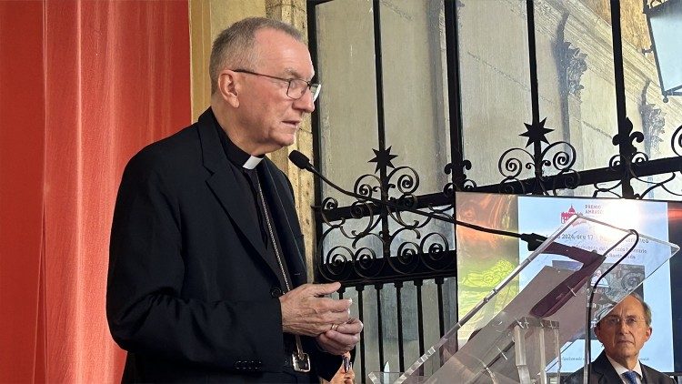 El Card. Parolin anima a los católicos a llenar de valores la democracia en crisis El Card. Parolin anima a los católicos a llenar de valores la democracia en crisis