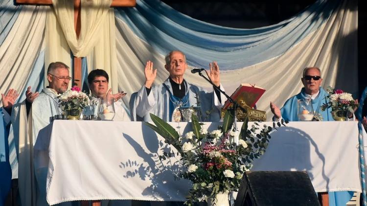 El Card. Poli en Luján: "Que esa fuerza fraterna se proyecte sobre la Argentina" El Card. Poli en Luján: "Que esa fuerza fraterna se proyecte sobre la Argentina"