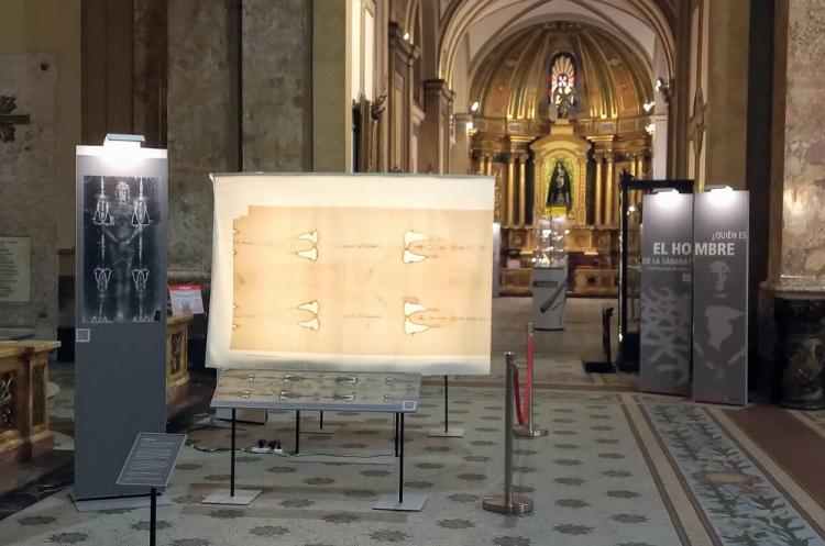 El Card. Poli invita a captar el mensaje profundo que transmite la Sábana Santa El Card. Poli invita a captar el mensaje profundo que transmite la Sábana Santa