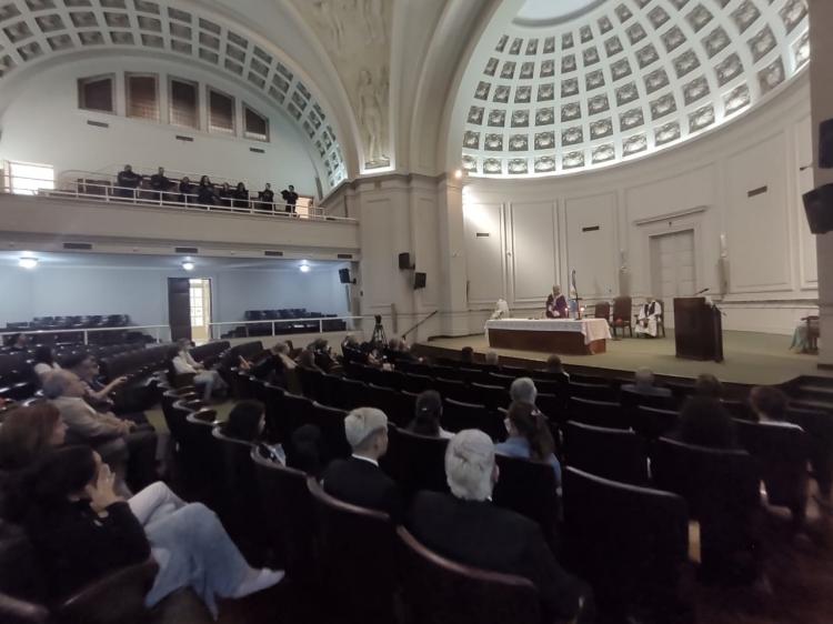 El Card. Poli ofició una misa por los 200 años de la Academia de Medicina El Card. Poli ofició una misa por los 200 años de la Academia de Medicina