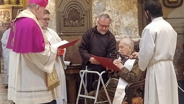 El cardenal Luis Dri recibió el título cardenalicio en la catedral porteña