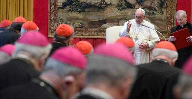 El cardenal Rodríguez Maradiaga profundiza sobre las reformas a la Curia Romana El cardenal Rodríguez Maradiaga profundiza sobre las reformas a la Curia Romana