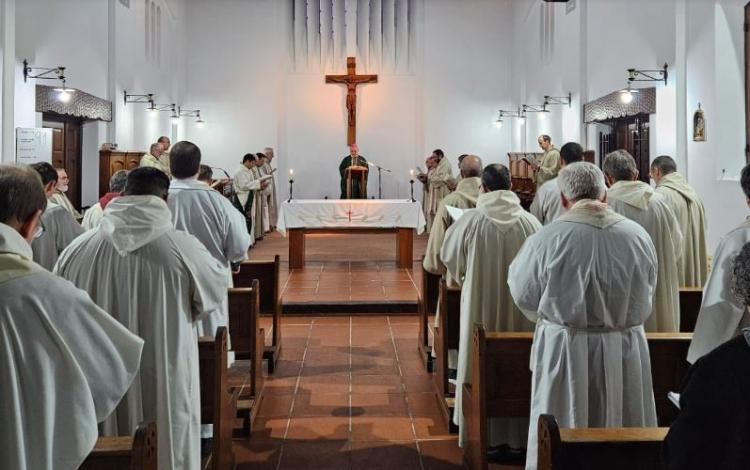 El clero de Nueve de Julio participó de una jornada de formación permanente El clero de Nueve de Julio participó de una jornada de formación permanente