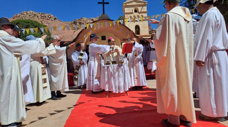 El clero humahuaqueño renovó sus promesas en el Pórtico de los Andes El clero humahuaqueño renovó sus promesas en el Pórtico de los Andes
