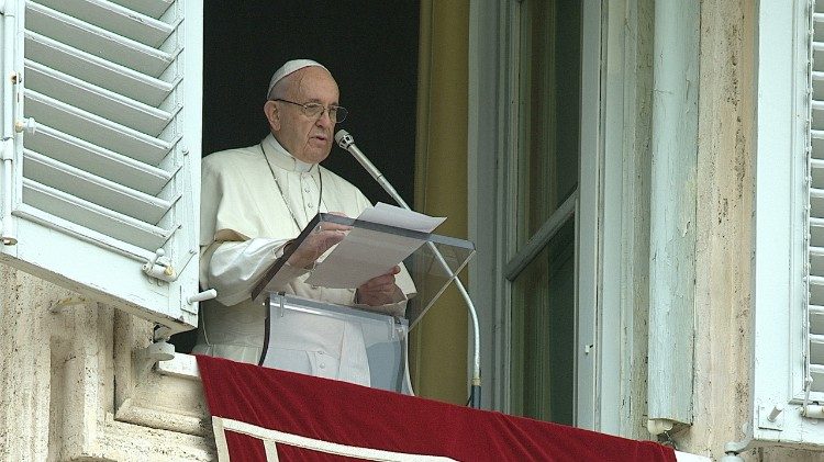 'El Espíritu Santo nos libera de las presiones del miedo', sostuvo el Papa 'El Espíritu Santo nos libera de las presiones del miedo', sostuvo el Papa