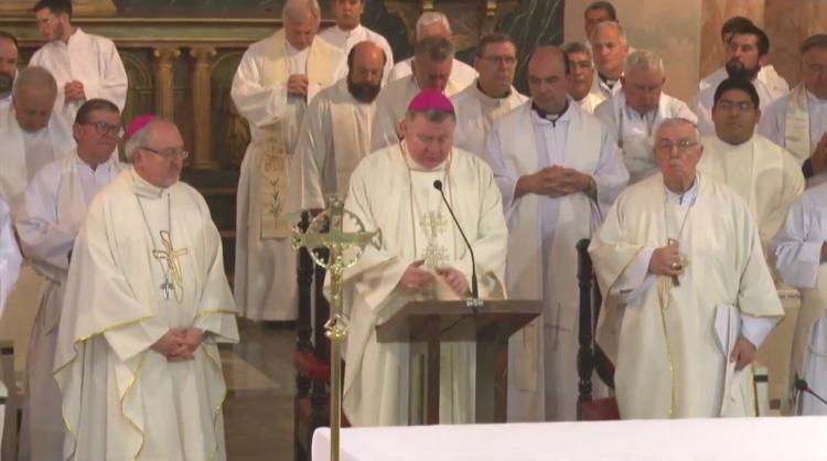 El nuncio acompañó los festejos a la Virgen del Rosario en Gualeguaychú