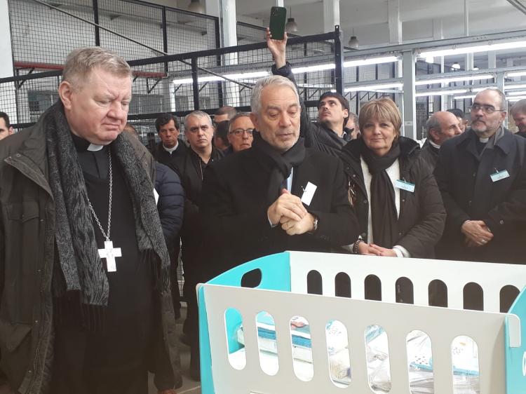 El nuncio apostólico visitó una unidad penal en La Plata