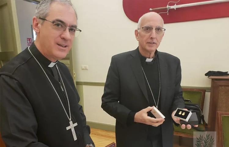 El obispo castrense visitó a su par español El obispo castrense visitó a su par español