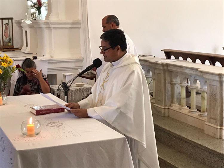 El padre Gabriel Romero asumió como párroco en Salsacate El padre Gabriel Romero asumió como párroco en Salsacate