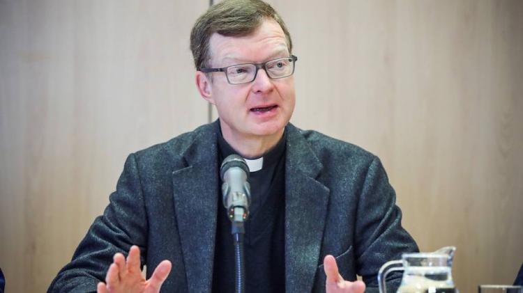 El padre Zollner deja la Comisión vaticana para la Protección de Menores El padre Zollner deja la Comisión vaticana para la Protección de Menores