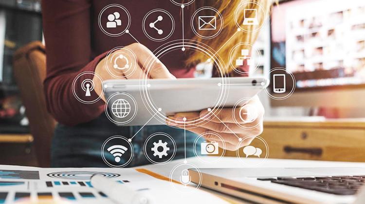 El Papa a los evangelizadores digitales: "Anuncien la misericordia y la ternura de Dios" El Papa a los evangelizadores digitales: "Anuncien la misericordia y la ternura de Dios"