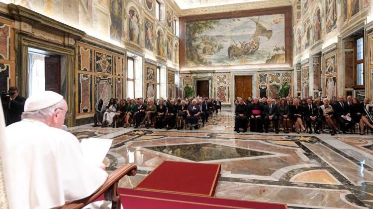 El Papa agradece a "Papal Foundation" por su generoso apoyo El Papa agradece a "Papal Foundation" por su generoso apoyo