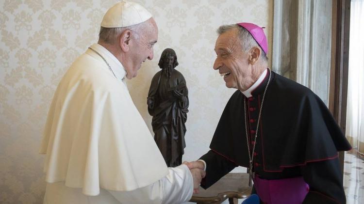 El Papa agradece al cardenal Ladaria su labor como prefecto de la Doctrina de la Fe El Papa agradece al cardenal Ladaria su labor como prefecto de la Doctrina de la Fe