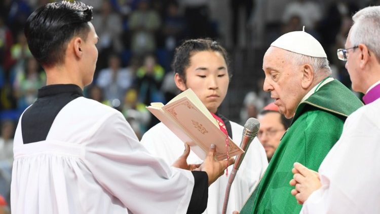 El Papa agradece al pueblo mongol: 'Están en mi corazón'