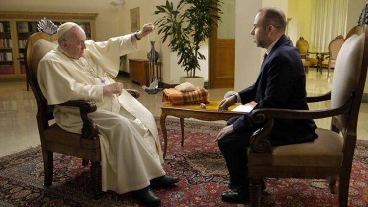 El Papa: "Deberíamos llorar más a menudo por las atrocidades de la guerra" El Papa: "Deberíamos llorar más a menudo por las atrocidades de la guerra"